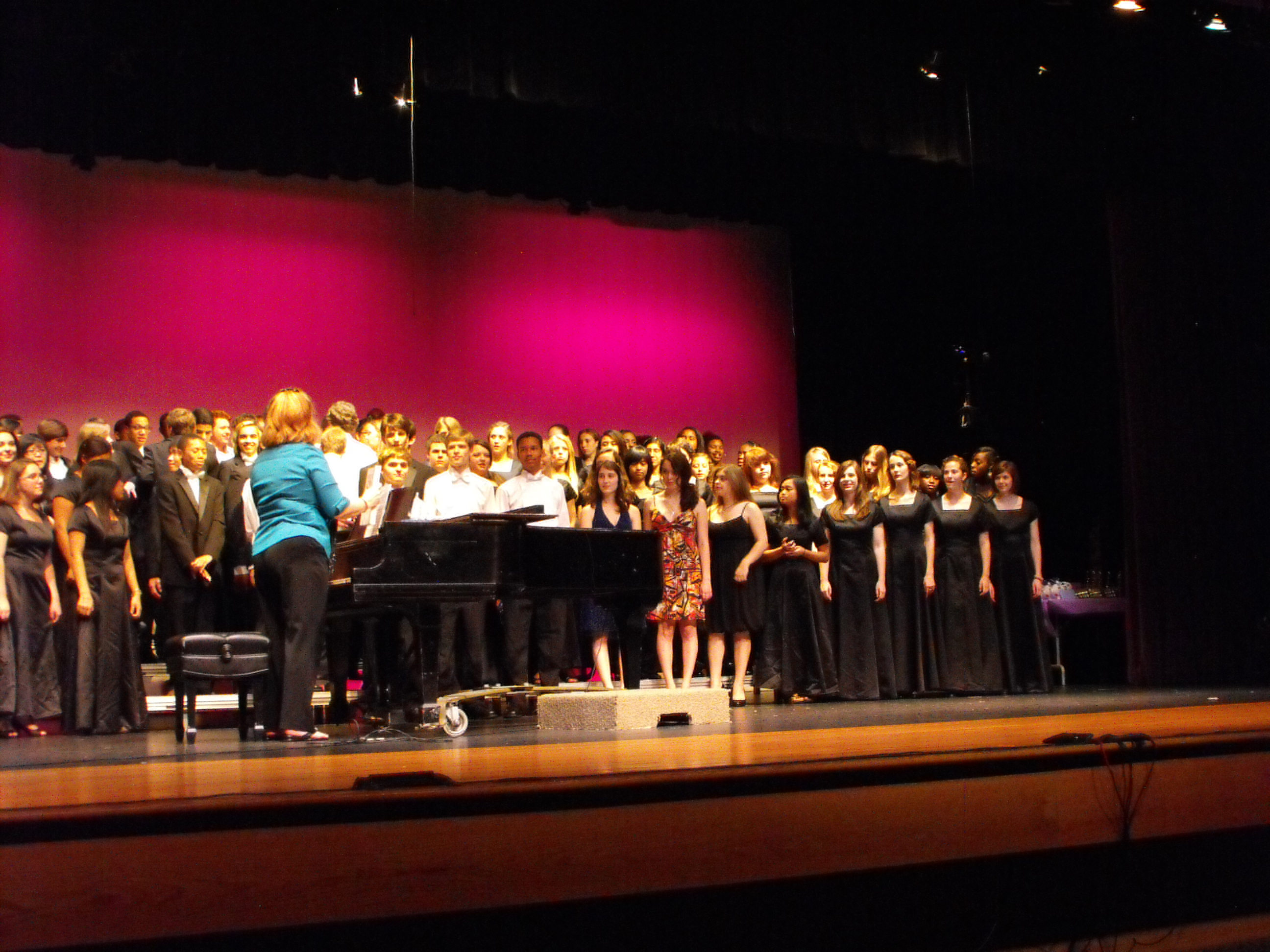 ./2011/Spring Chorus Concert/DSCF0381.JPG